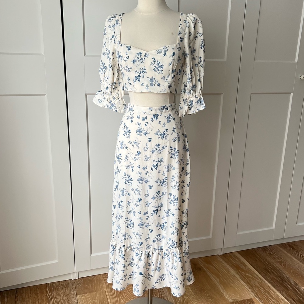 Reformation Fiona Two Piece Skirt and Top Set in Lula Print, size 4